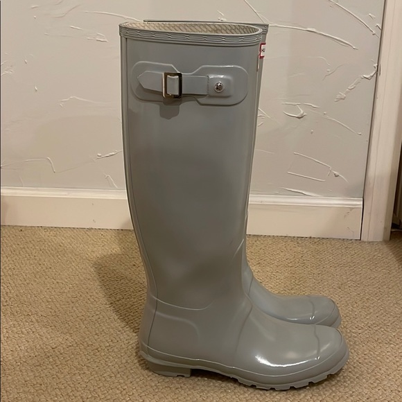 Hunter Women’s Original Tall Rain Boots - Picture 2 of 4